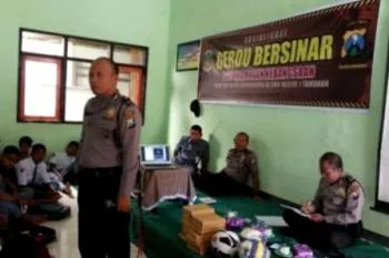 Satbinmas Polres Bondowoso Gencar Lakukan Sosialisasi Bahaya Narkoba.